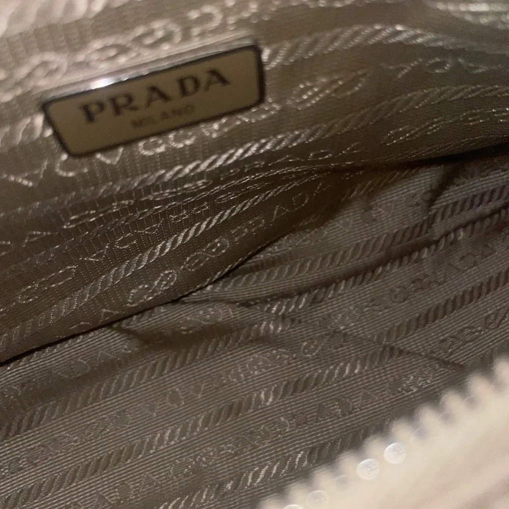Prada Re-Edition Tessuto Re-Nylon Bag - Picture 9 of 14